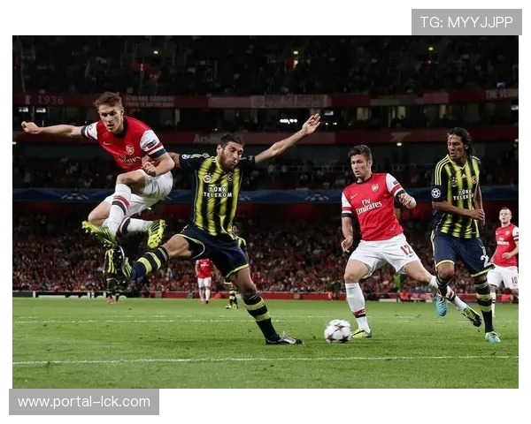 纽卡斯尔主场3-0完胜穆里尼奥执教本菲卡 送对手欧冠三连败 纽卡斯尔主场3-0完胜穆里尼奥执教本菲卡 送对手欧冠三连败